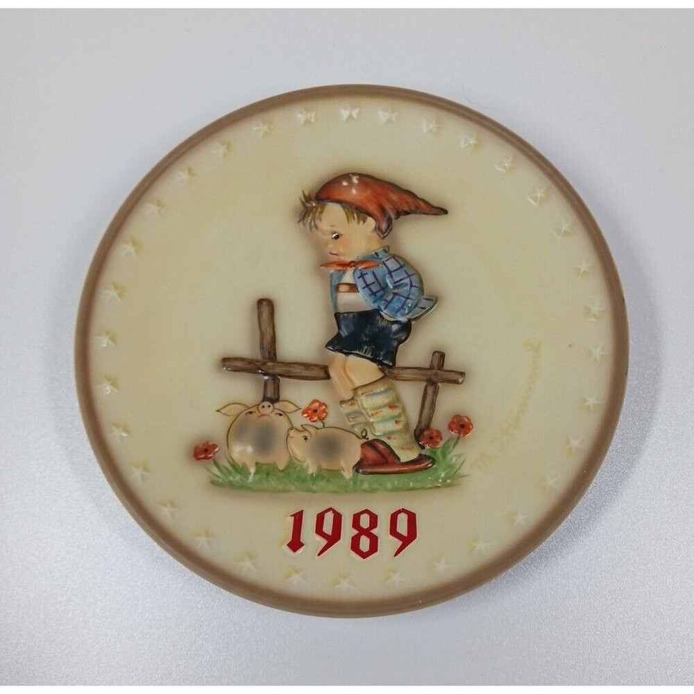 VTG Goebel - M.J. Hummel 1989 19th Annual Collectible Plate